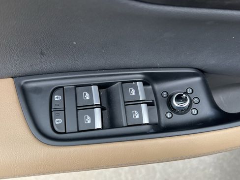 Used 2025 Audi Q7 Premium Plus w/ Premium Plus Package image 15