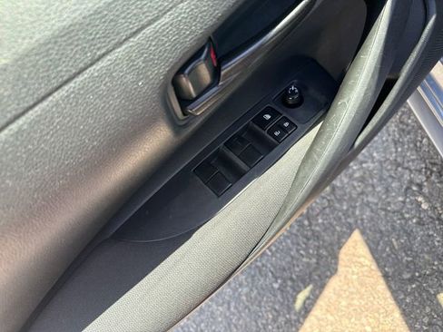 Used 2024 Toyota Corolla LE FWD image 14