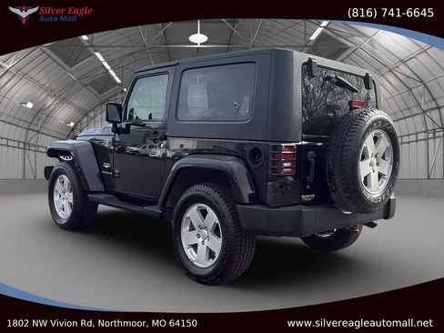 Used 2007 Jeep Wrangler Sahara w/ PWR Convenience Group image 3