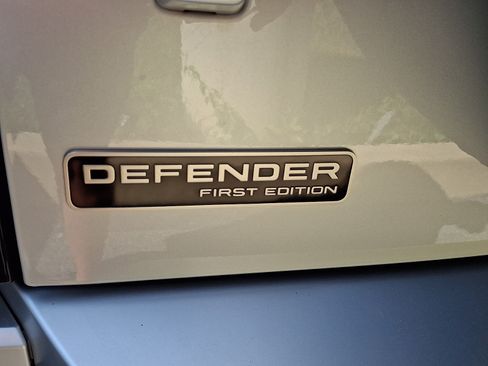 Used 2021 Land Rover Defender 90 First Edition AWD/4WD image 30