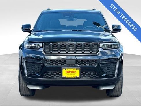 New 2026 Jeep Grand Cherokee L 4WD image 3