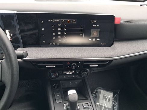 New 2026 Nissan Kicks SV w/ Cold Weather Package image 19