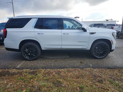 New 2026 GMC Yukon Denali w/ Sun & Power Step Package image 4