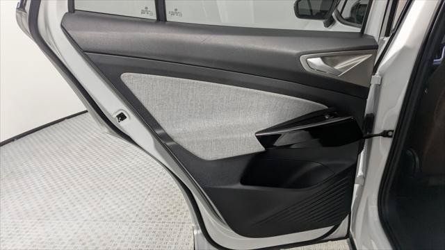 Used 2024 Volkswagen ID.4 2WD image 14