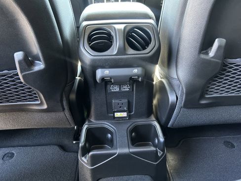 New 2025 Jeep Gladiator Sport image 55