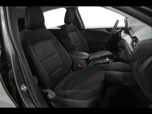 Certified 2025 Ford Escape Active AWD/4WD image 16