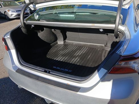 Used 2024 Toyota Camry SE image 25