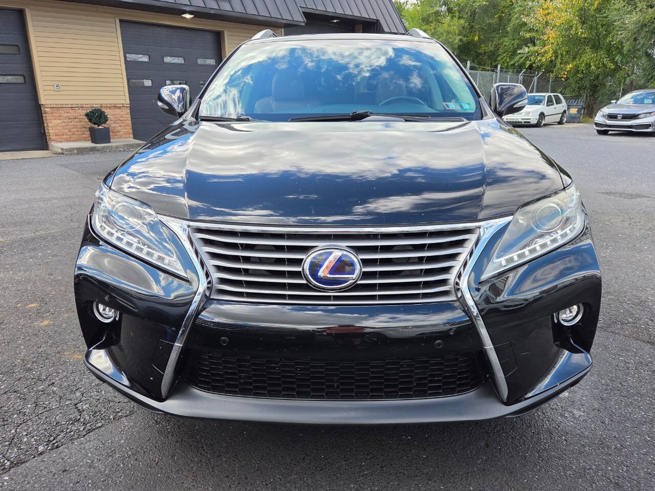Used 2015 Lexus RX 450h AWD image 3