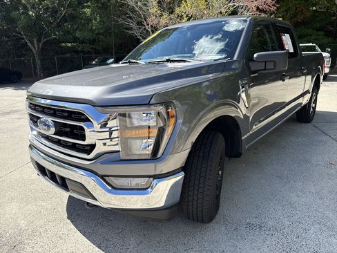 Used 2023 Ford F150 XLT w/ Equipment Group 301A Mid image 3