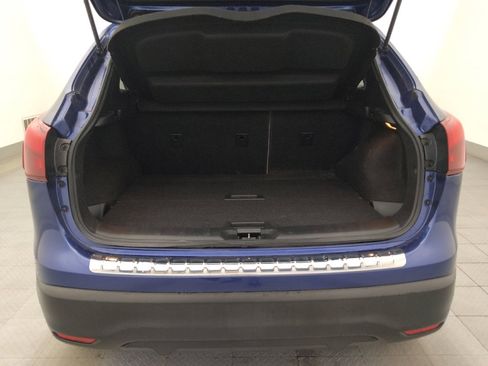 Used 2017 Nissan Rogue Sport SV image 29