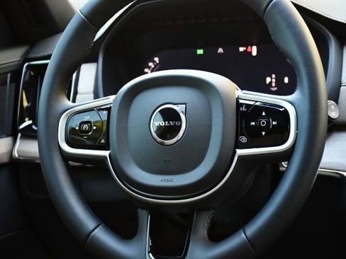 New 2026 Volvo XC90 B6 Plus w/ Protection Package Premier AWD/4WD image 22