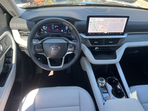 New 2026 Ford Explorer Platinum w/ LUX Leather Package image 24