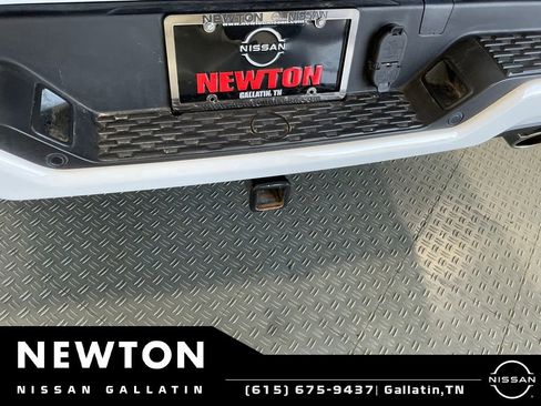 Used 2025 RAM 1500 Big Horn AWD/4WD image 10