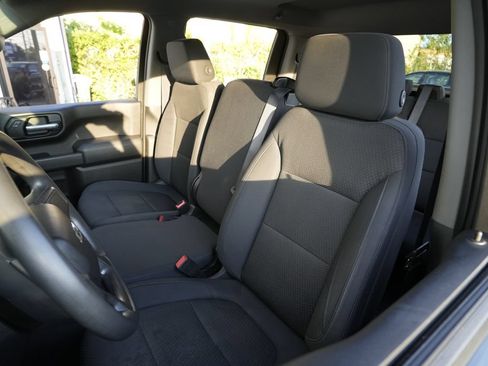 Used 2019 Chevrolet Silverado 1500 Custom Trail Boss w/ Custom Convenience Package AWD/4WD image 19