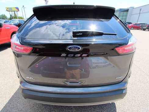 Used 2024 Ford Edge SEL w/ Convenience Package AWD/4WD image 7