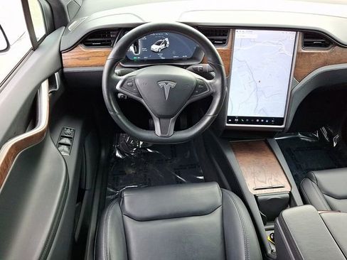 Used 2020 Tesla Model X Long Range image 14