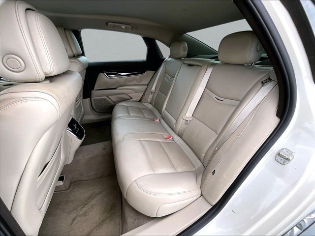 Used 2014 Cadillac XTS Luxury FWD image 27