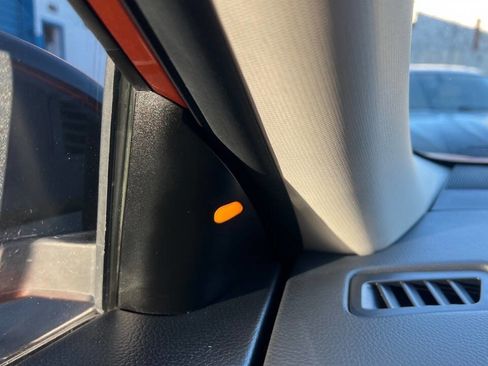 Used 2017 Nissan Rogue SV image 18