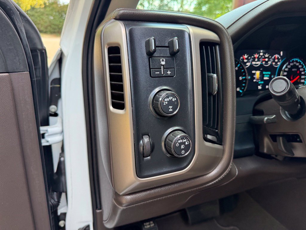 Used 2018 GMC Sierra 1500 Denali w/ Denali Ultimate Package AWD/4WD image 28