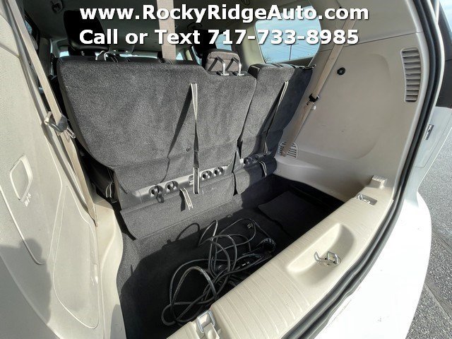 Used 2022 Chrysler Pacifica Touring-L FWD image 38