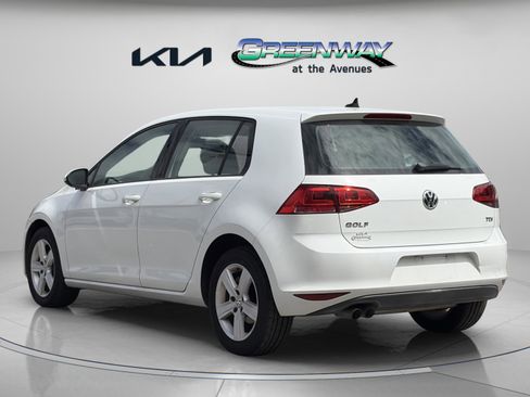 Used 2015 Volkswagen Golf TDI S image 4
