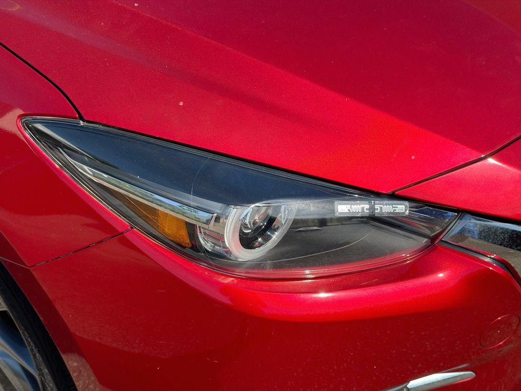 Used 2018 MAZDA MAZDA3 Grand Touring FWD image 34