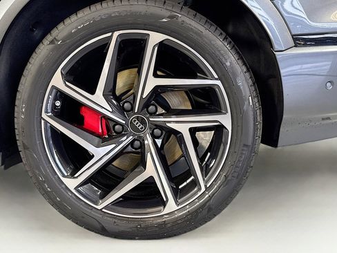 New 2027 Audi SQ6 e-tron Premium Plus image 28