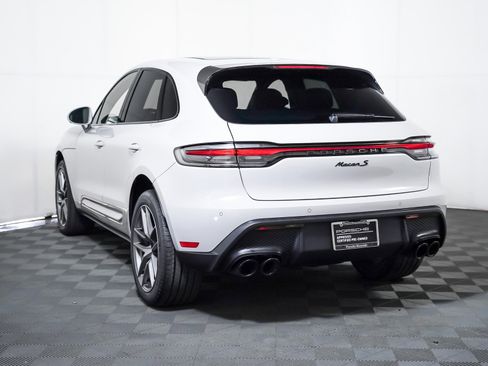 Certified 2022 Porsche Macan S w/ Premium Package Plus image 3