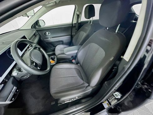 Used 2024 Hyundai Ioniq 5 SE RWD image 13