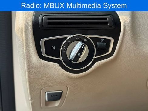 Used 2022 Mercedes-Benz GLC 300 4MATIC image 13
