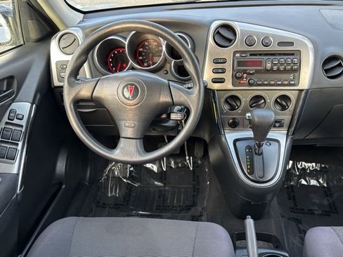 Used 2004 Pontiac Vibe Base image 12