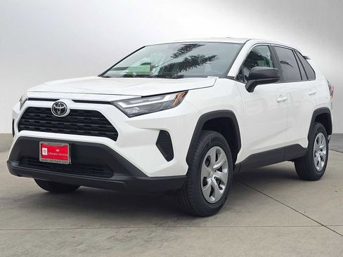 Certified 2025 Toyota RAV4 LE FWD image 7