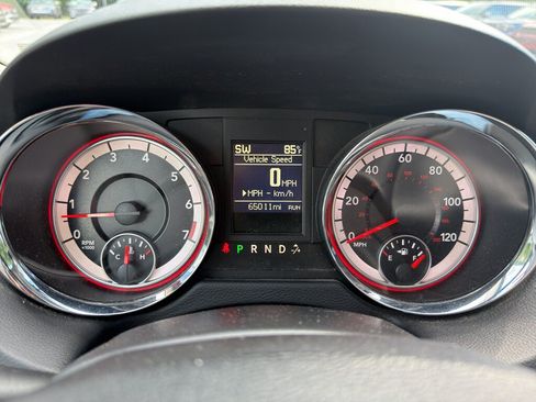 Used 2016 Dodge Grand Caravan SXT w/ Rear Park Assist Package FWD image 14