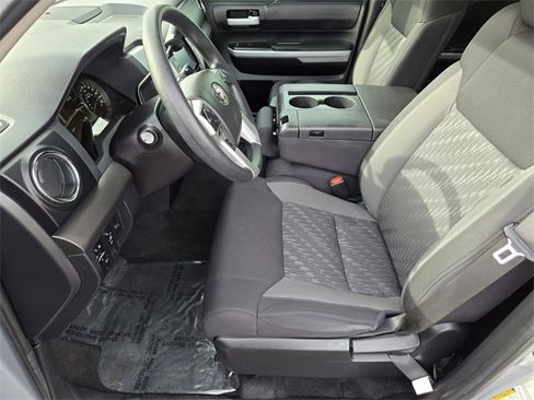 Used 2021 Toyota Tundra image 10
