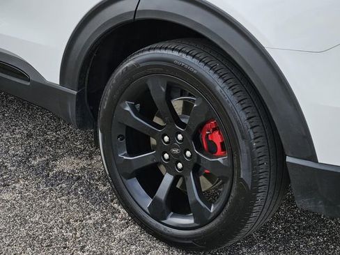 Certified 2021 Ford Explorer ST w/ Equipment Group 401A image 9