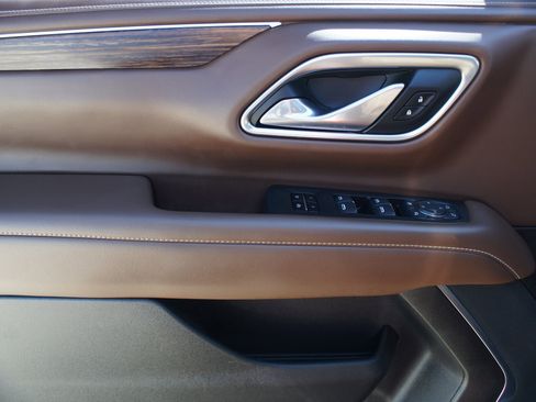 Used 2021 Chevrolet Tahoe High Country image 30