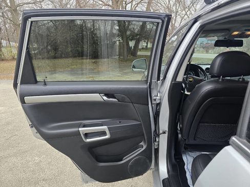 Used 2012 Chevrolet Captiva Sport LTZ image 13