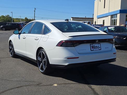 Certified 2025 Honda Accord Sport image 7