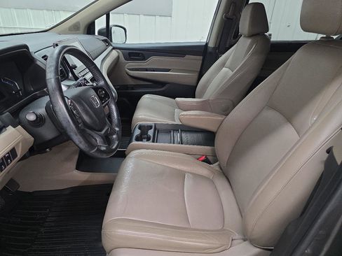 Used 2018 Honda Odyssey Touring image 25