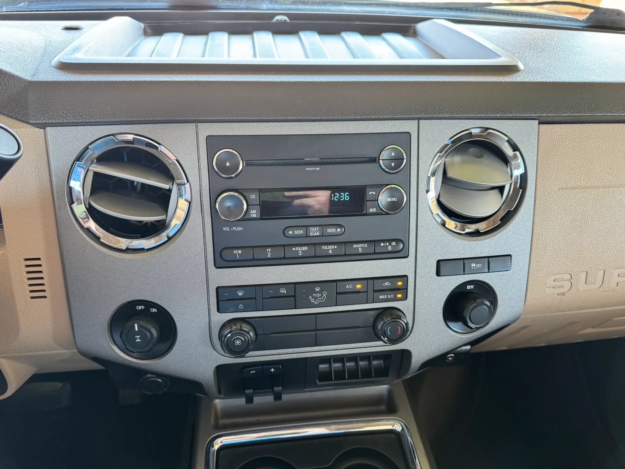 Used 2011 Ford F250 XLT w/ XLT Premium Pkg RWD image 15