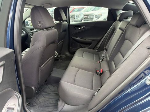 Used 2019 Chevrolet Malibu LT w/ Driver Confidence Package FWD image 13