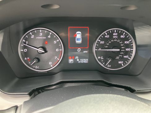 Used 2024 Subaru Legacy Premium AWD/4WD image 9