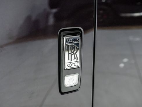 Used 2024 Rolls-Royce Ghost image 65