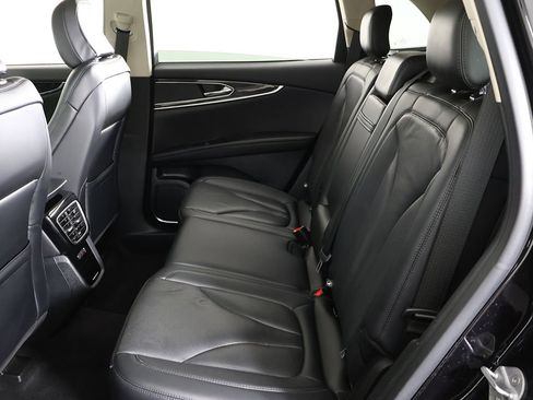 Used 2022 Lincoln Nautilus Reserve AWD/4WD image 38