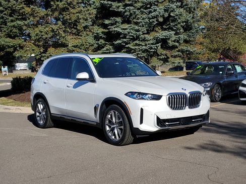Certified 2024 BMW X5 xDrive40i w/ Premium Package image 4