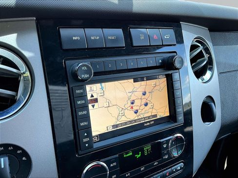 Used 2014 Ford Expedition EL Limited w/ Equipment Group 301A AWD/4WD image 14