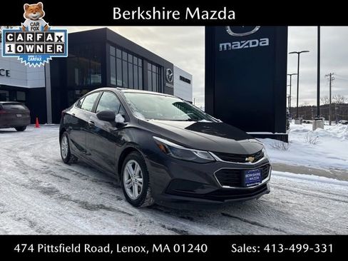 Used 2017 Chevrolet Cruze LT w/ Convenience Package image 1