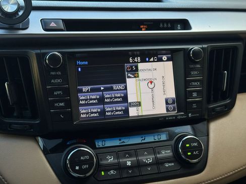 Used 2017 Toyota RAV4 XLE FWD image 37