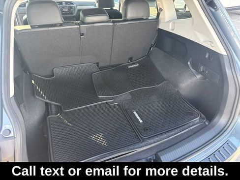 Used 2024 Volkswagen Tiguan SE AWD/4WD image 26