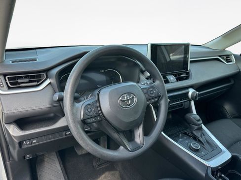 Certified 2025 Toyota RAV4 XLE w/ Convenience Package image 11